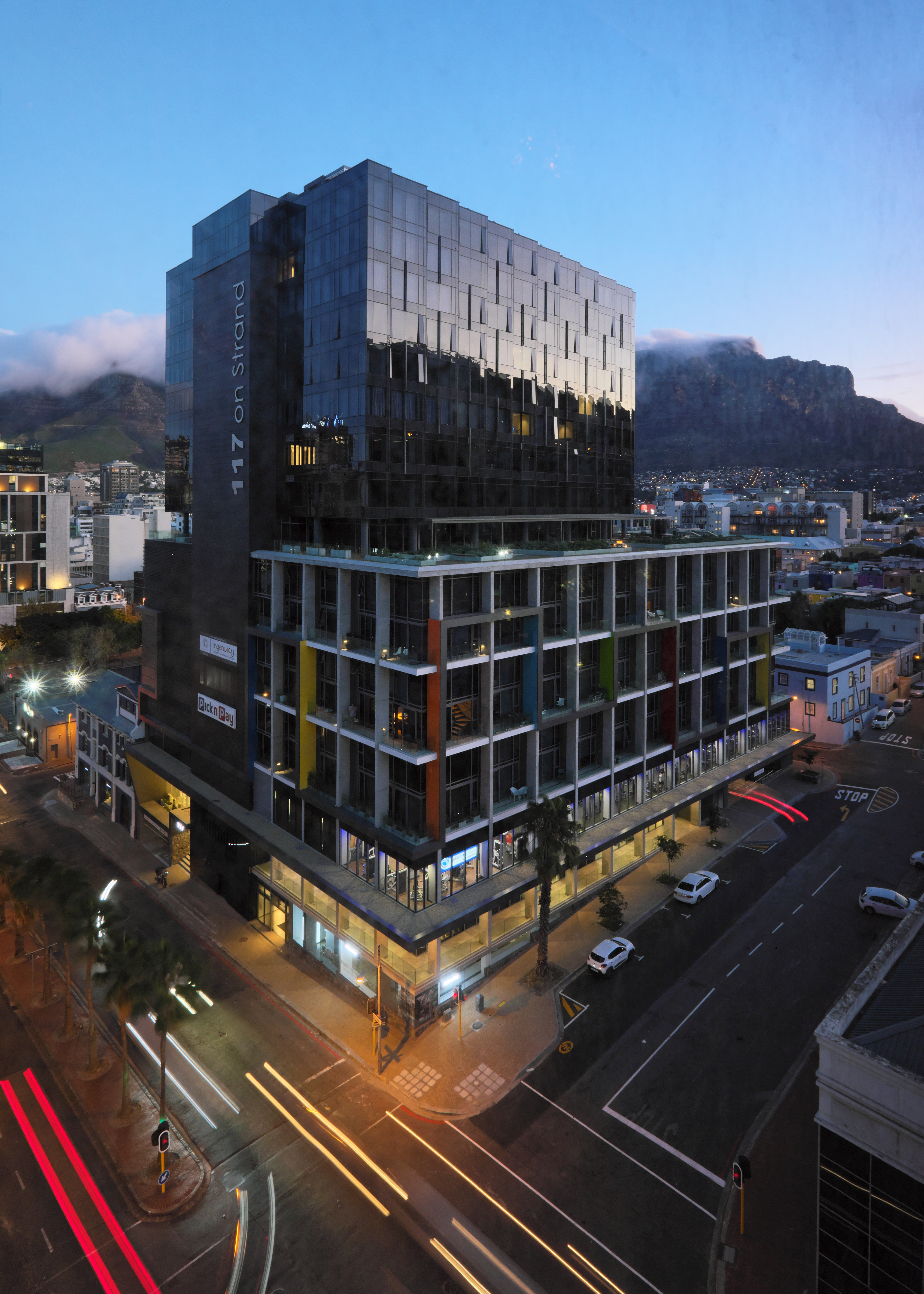 117 on Strand