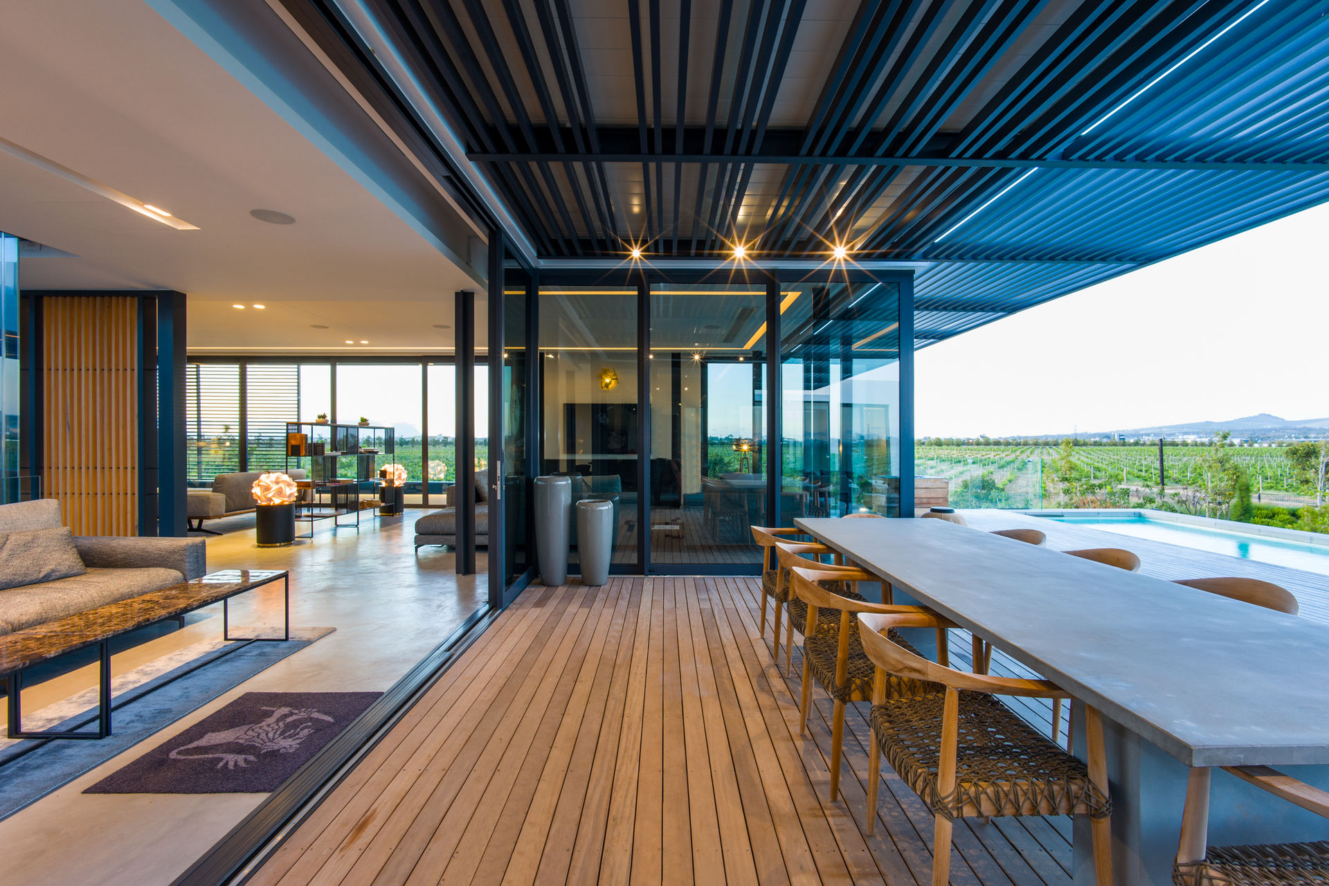 Villa Low